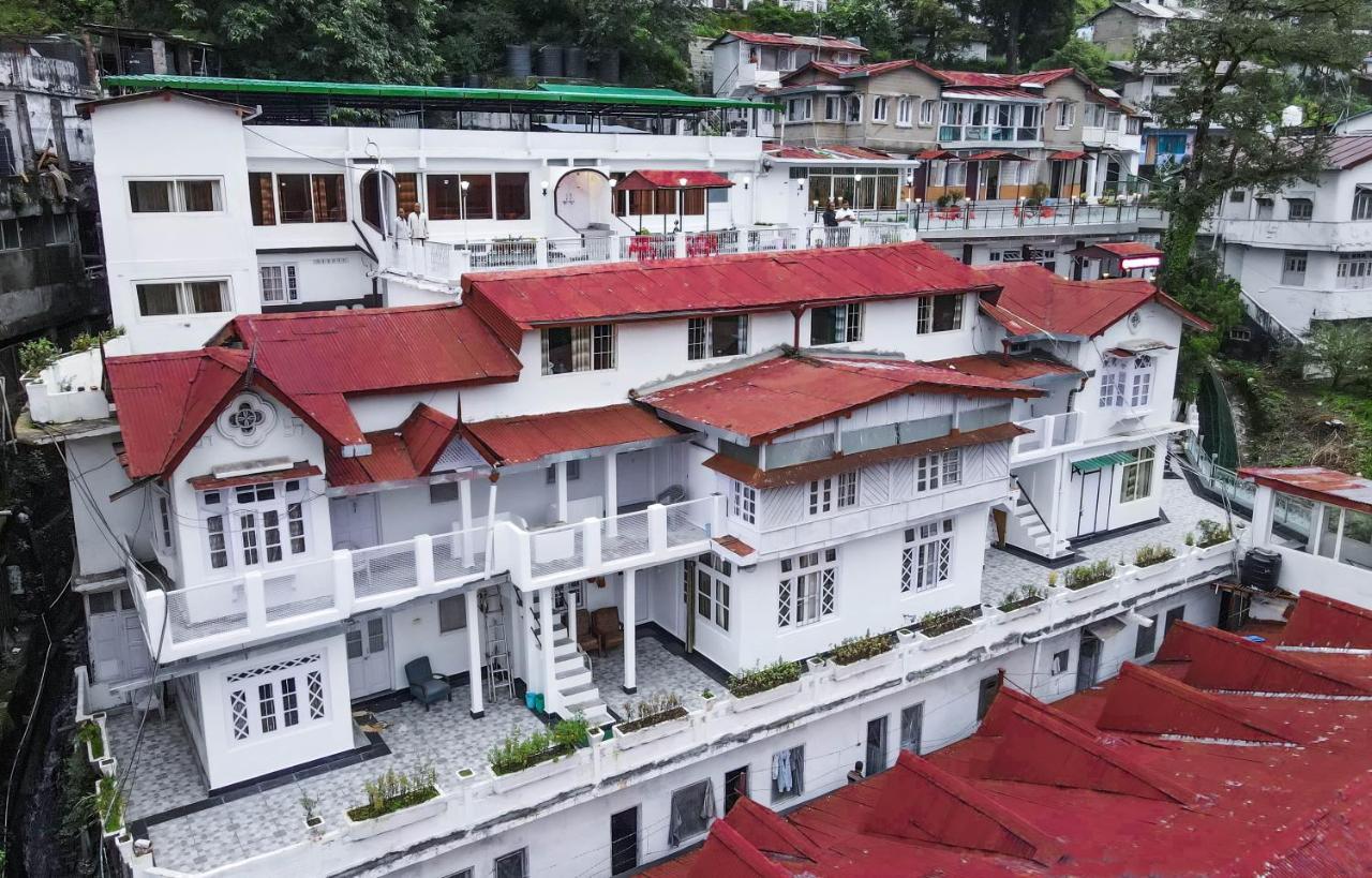 India Hotel - Lake View - Mall Road Nainital Exteriör bild