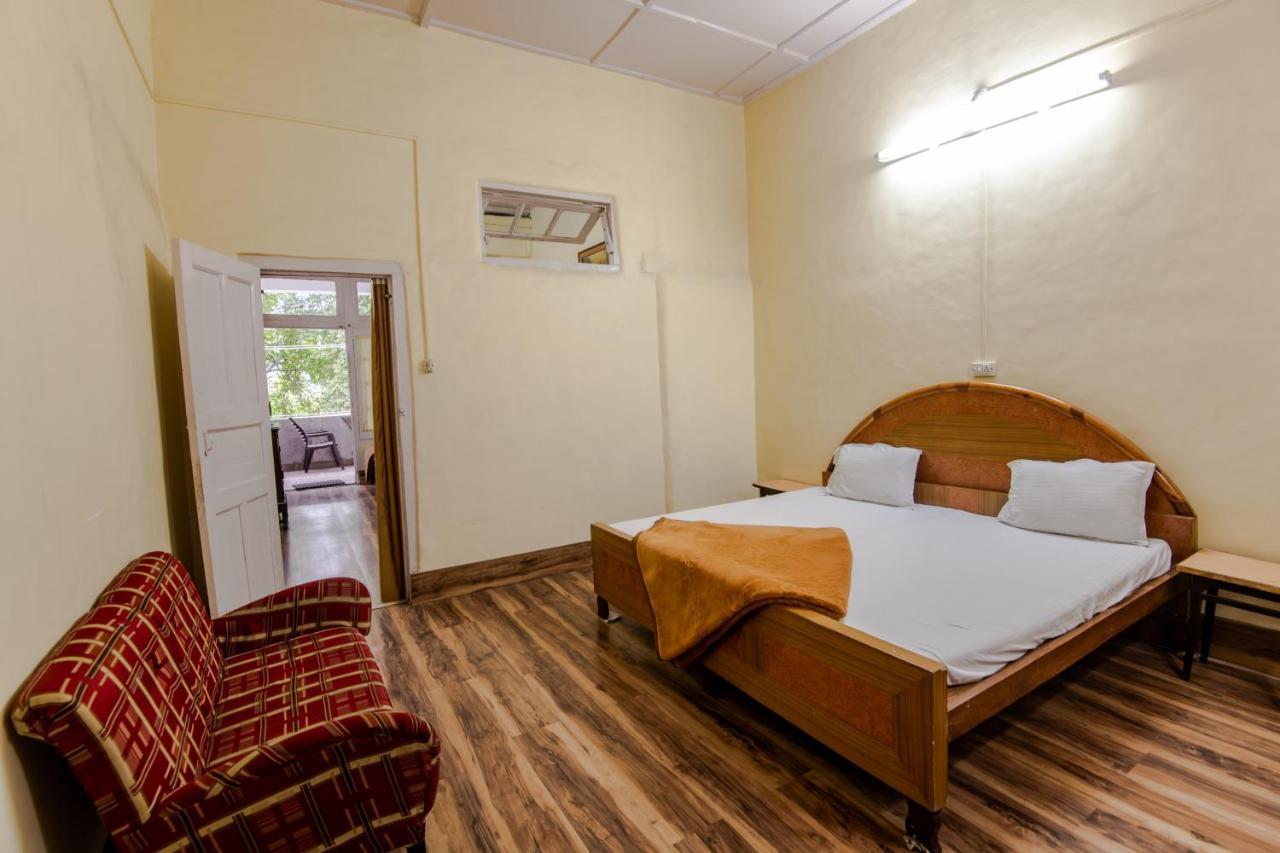 India Hotel - Lake View - Mall Road Nainital Exteriör bild